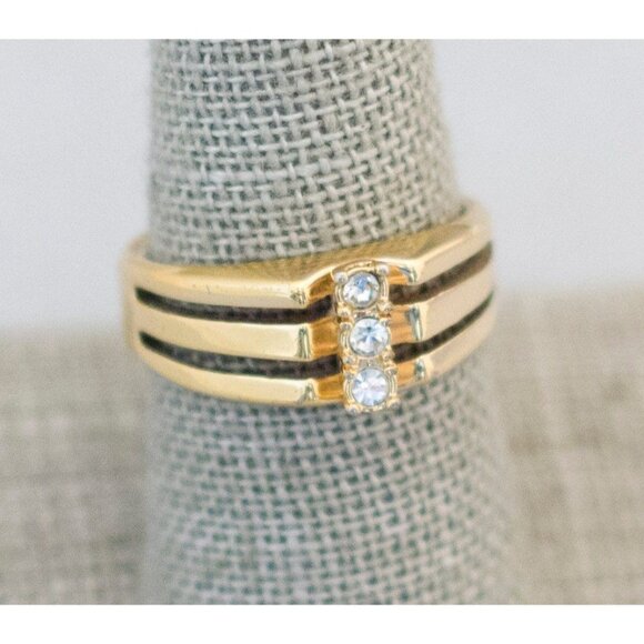 Size 7 3/4, Multi Stone Gold Ring, Elegant Ring, Avon Ring, Avon Jewelry - Picture 1 of 4